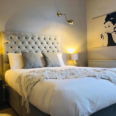 Canterbury Accommodations With Free Car Park Onsite And High Speed Wifi Luaran gambar