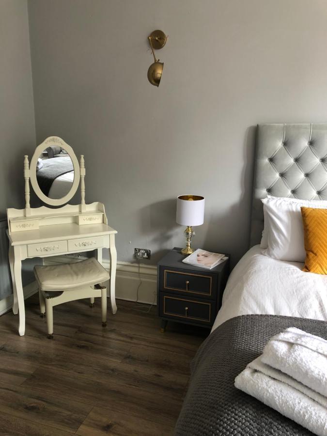 Canterbury Accommodations With Free Car Park Onsite And High Speed Wifi Luaran gambar