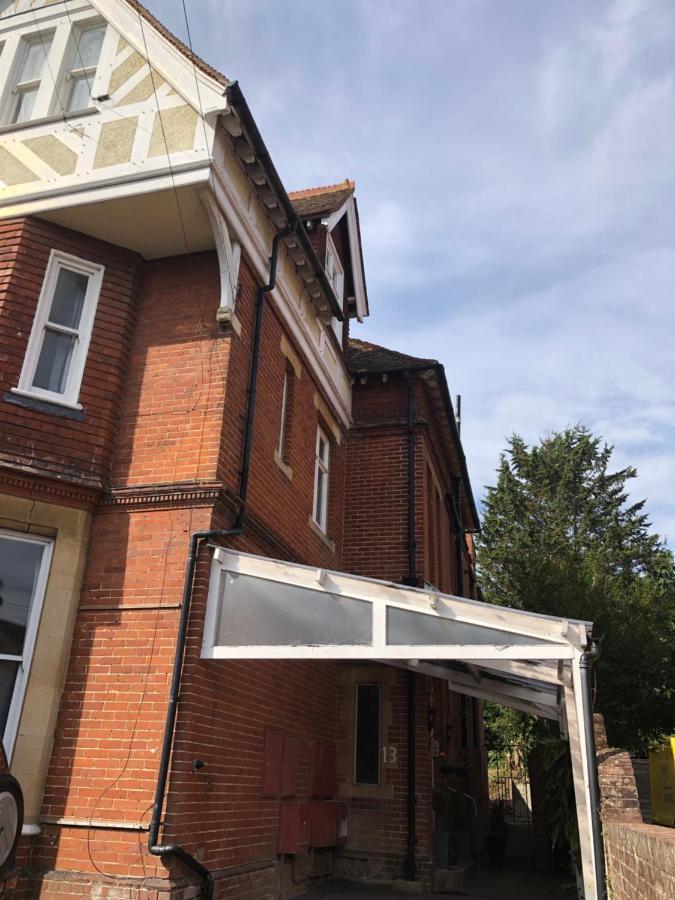 Canterbury Accommodations With Free Car Park Onsite And High Speed Wifi Luaran gambar