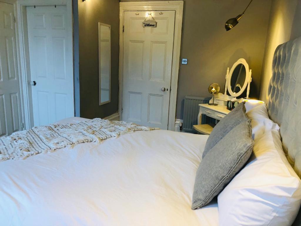 Canterbury Accommodations With Free Car Park Onsite And High Speed Wifi Luaran gambar