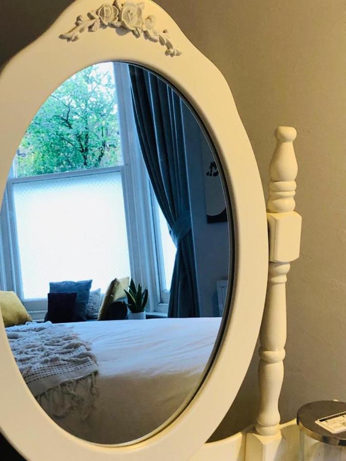 Canterbury Accommodations With Free Car Park Onsite And High Speed Wifi Luaran gambar