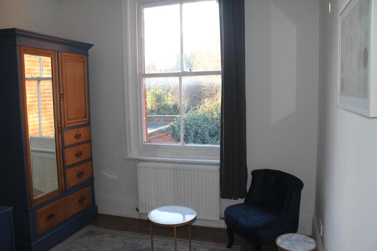 Canterbury Accommodations With Free Car Park Onsite And High Speed Wifi Luaran gambar