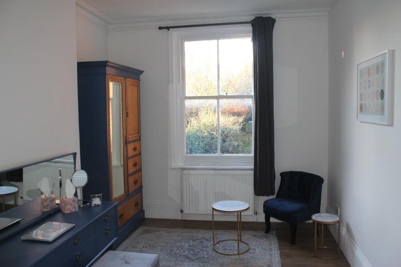 Canterbury Accommodations With Free Car Park Onsite And High Speed Wifi Luaran gambar