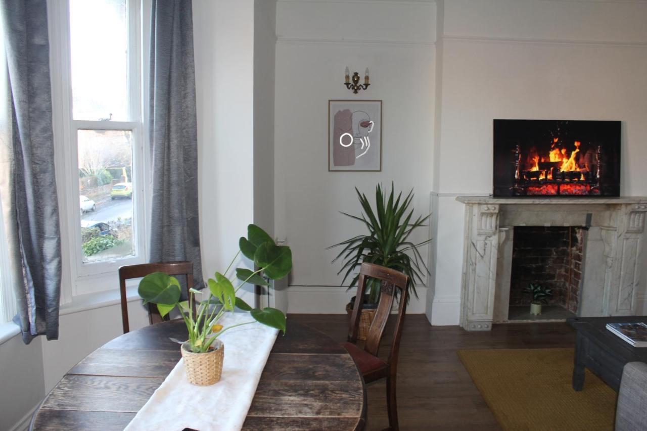 Canterbury Accommodations With Free Car Park Onsite And High Speed Wifi Luaran gambar