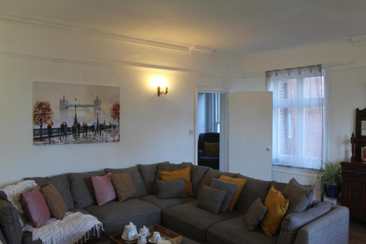 Canterbury Accommodations With Free Car Park Onsite And High Speed Wifi Luaran gambar