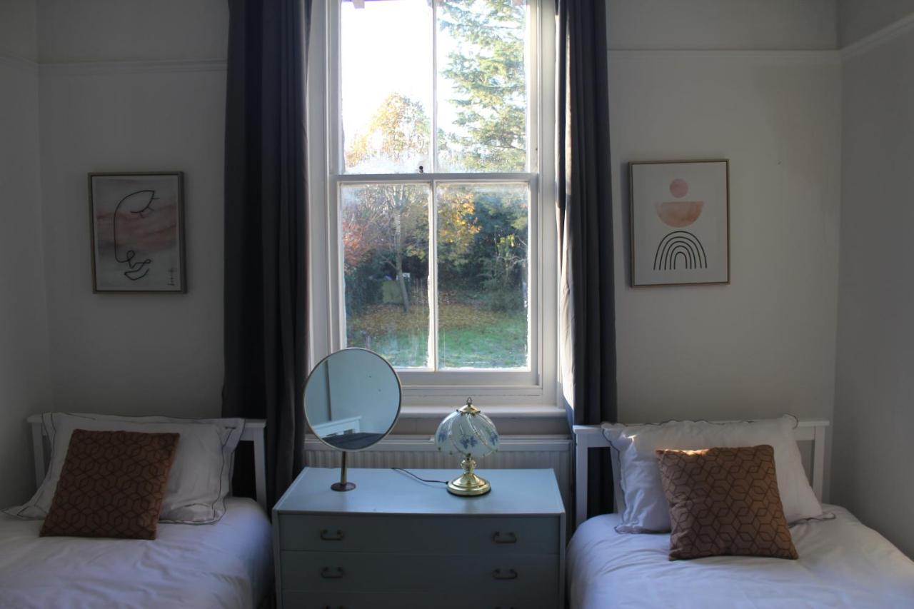 Canterbury Accommodations With Free Car Park Onsite And High Speed Wifi Luaran gambar