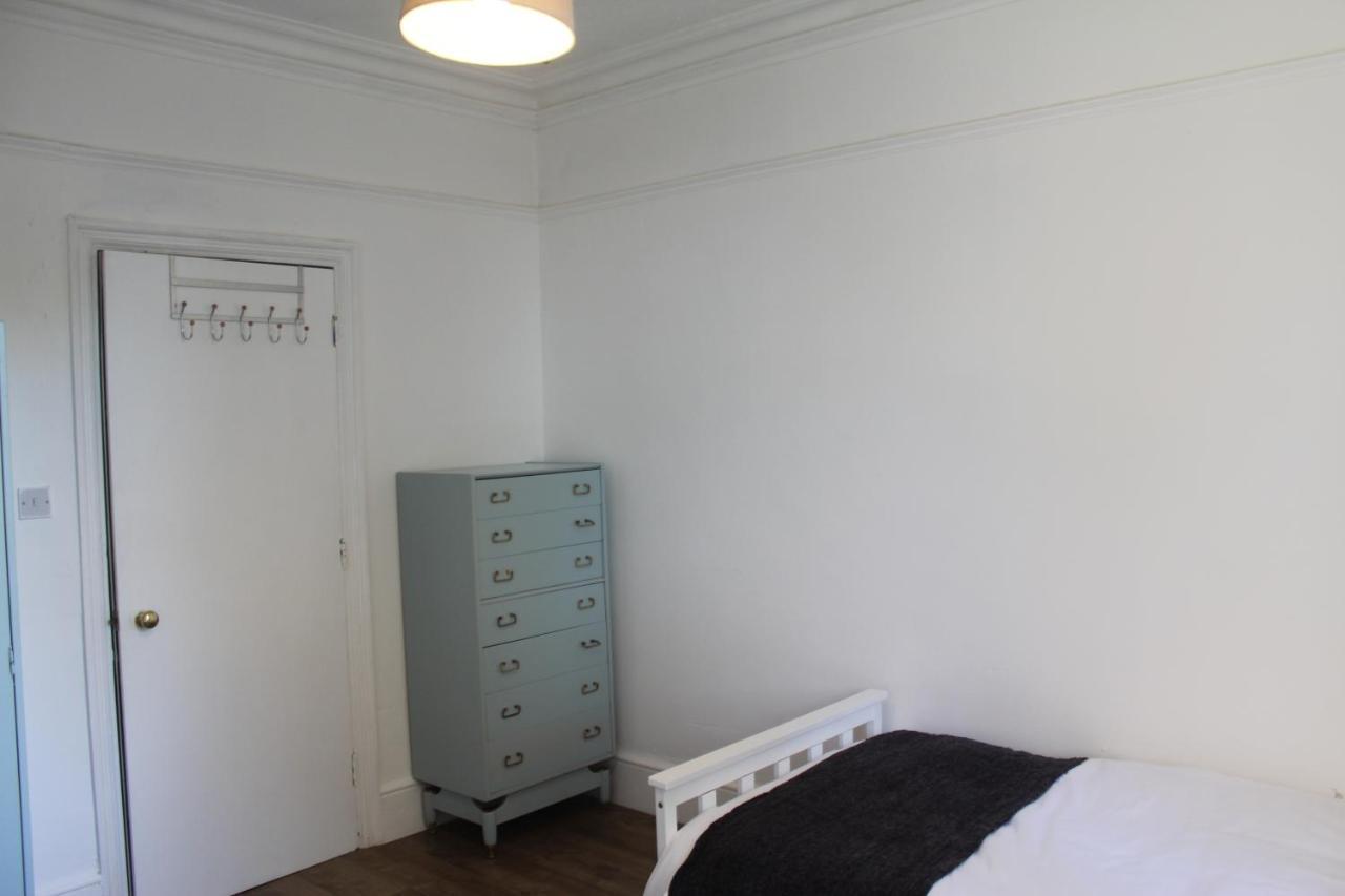 Canterbury Accommodations With Free Car Park Onsite And High Speed Wifi Luaran gambar