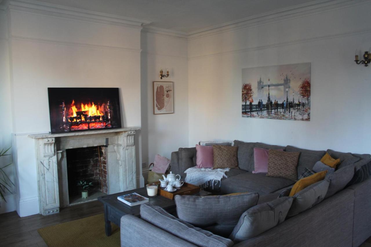 Canterbury Accommodations With Free Car Park Onsite And High Speed Wifi Luaran gambar