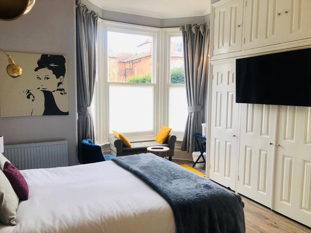Canterbury Accommodations With Free Car Park Onsite And High Speed Wifi Luaran gambar
